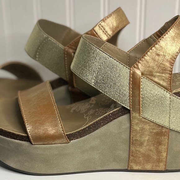 OTBT Gold Bushnell Leather Wedge - Women, Size: 10 M - Picture 2 of 9